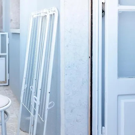 Daniela's Central 206 *