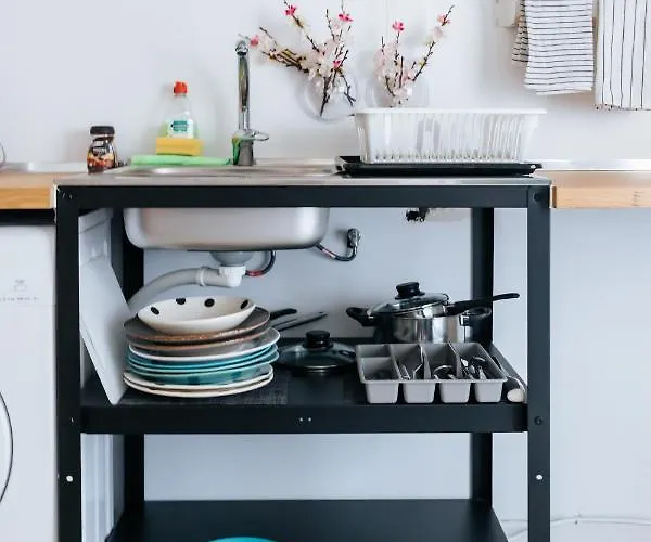 Πανσιόν Daniela's Central 206 *